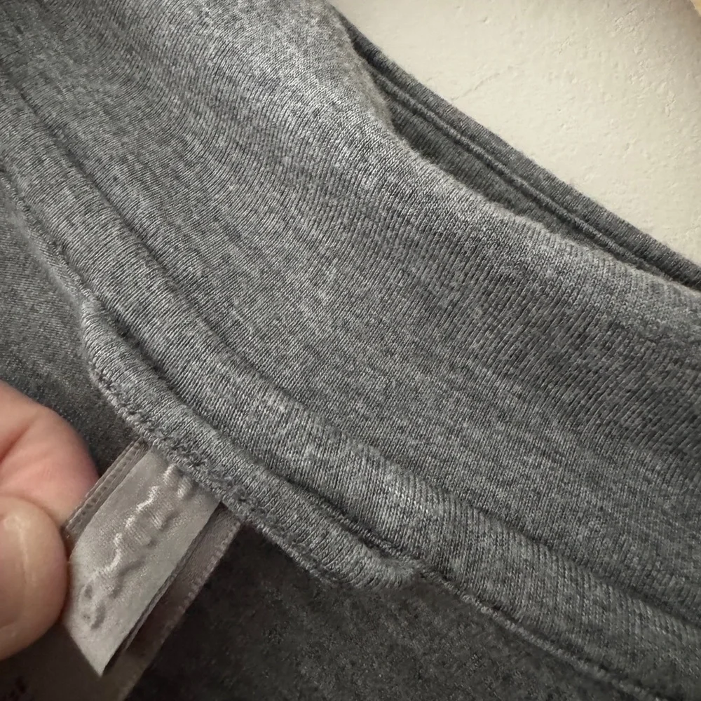 SKIMS Fits Everybody Super Soft Cozy Button Down Long Sleeve‎ Lounge Top